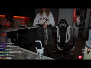 streamer gensyxa fucked her breasts live on stream, naked blogger, tits, ass, ass, doing cunnilingus, hot 18